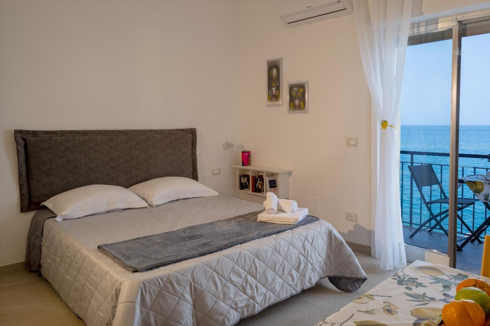 גיארדיני נאקסוס Zia Rina Apartment Naxos מראה חיצוני תמונה
